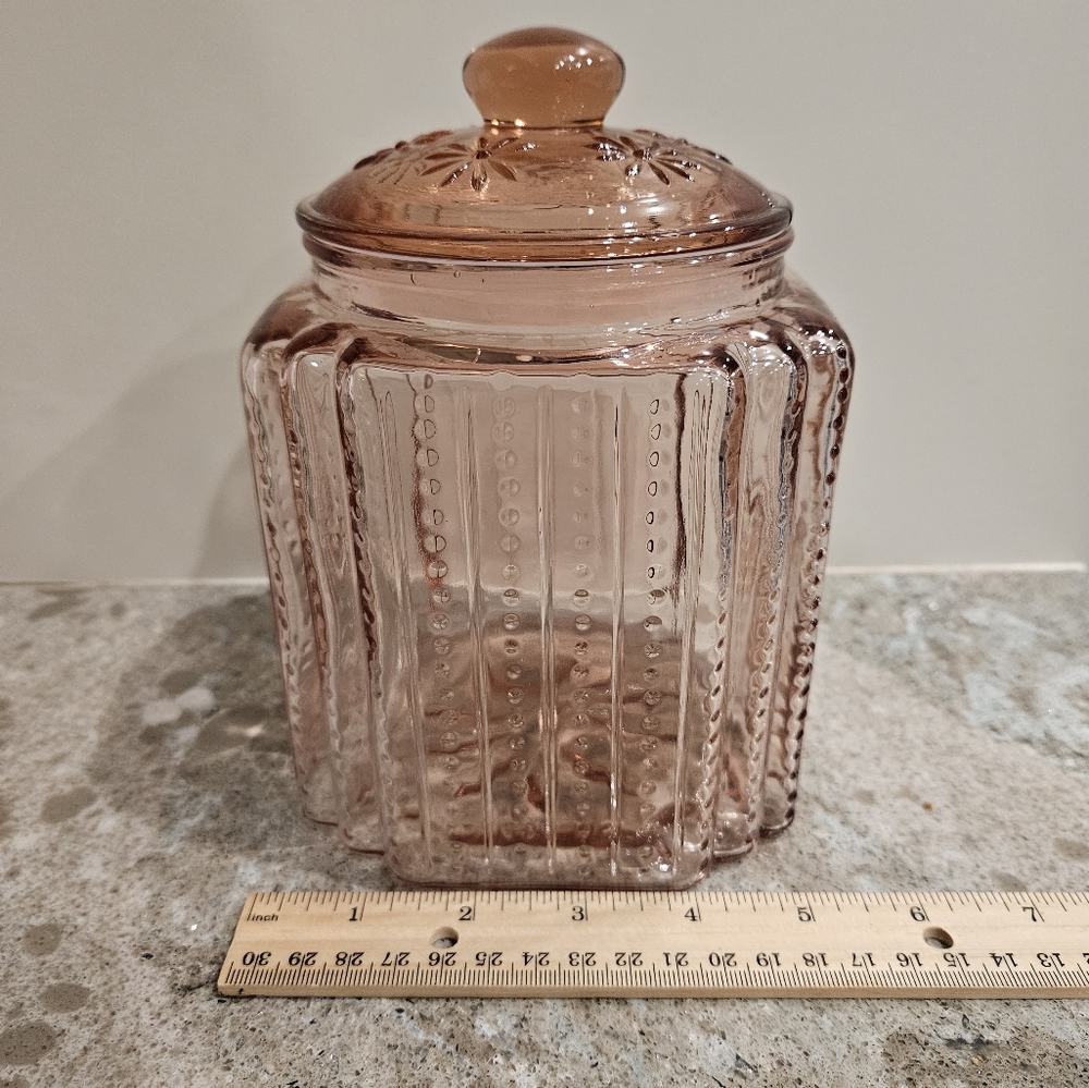 Vintage Tender Heart Treasures Pink Glass Textured Tight Sealed Jar NWOB - Picture 8 of 10